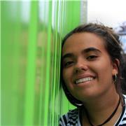 Universitaria imparte clases particulares para alumnos de primaria y la ESO